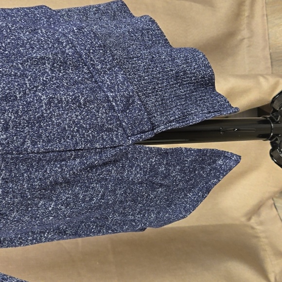 Long Tall Sally blue asymmetrical long sleeve lightweight sweater, size medium - Picture 6 of 10